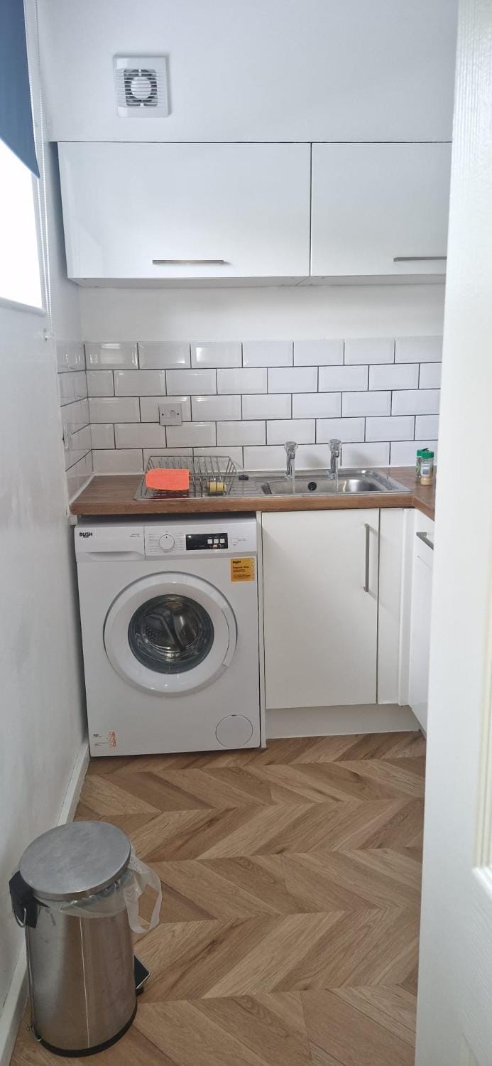 Uxbridge Studio Flat Apartment in Uxbridge