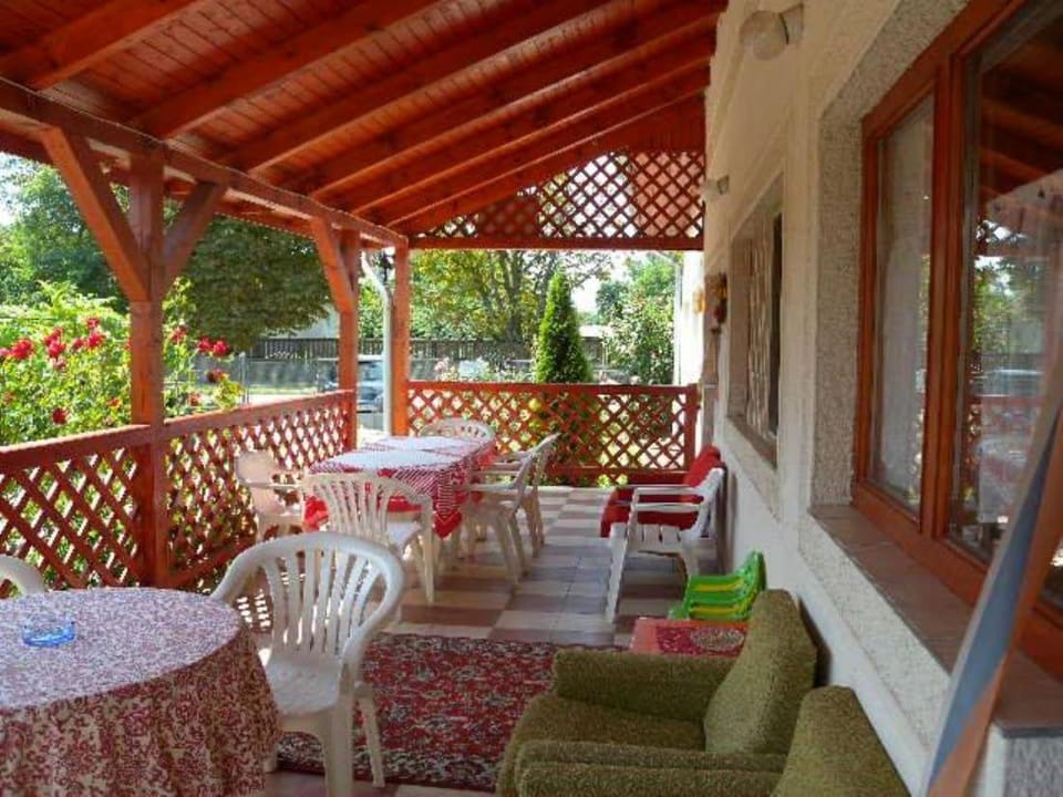 Rózsakert Apartman Apartment in Hungary