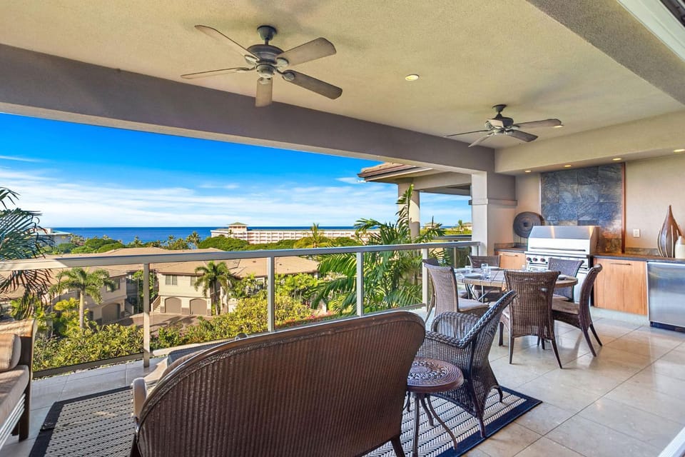 Hoolei 112-5 by Coldwell Banker Island Vacations Villa in Wailea