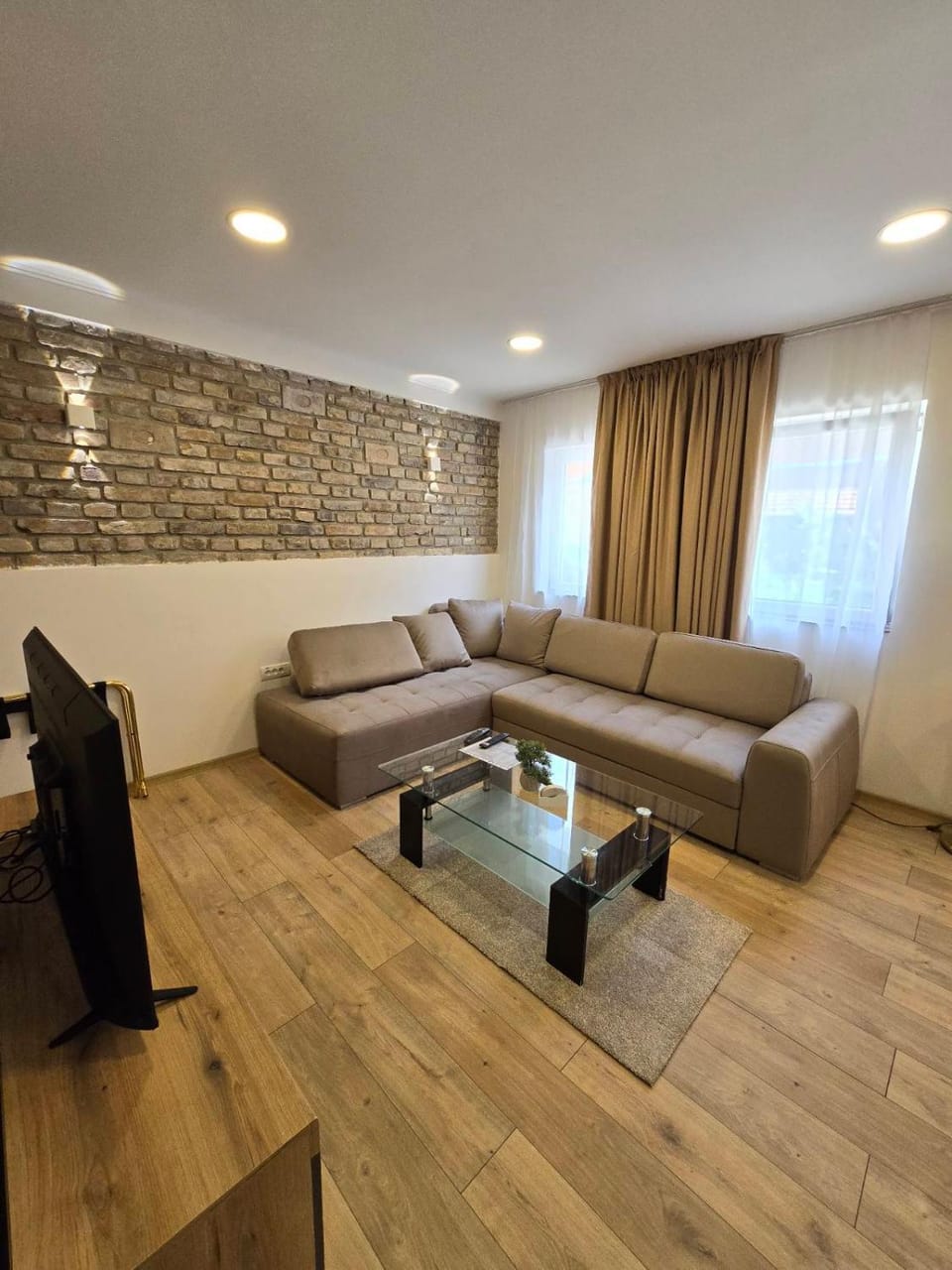 Living room, Seating area, internet, air conditioner