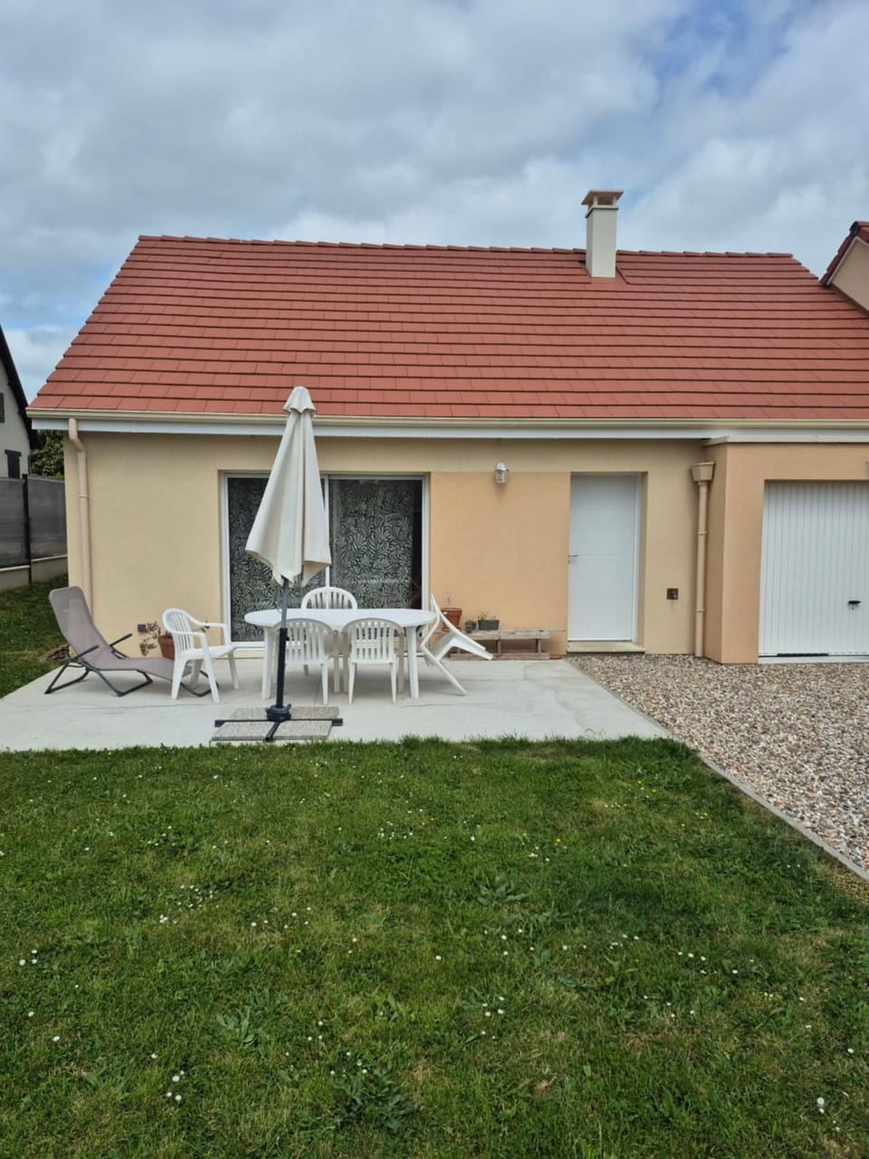 Jolie maison , jardin privé , classée 3 étoiles House in Normandy