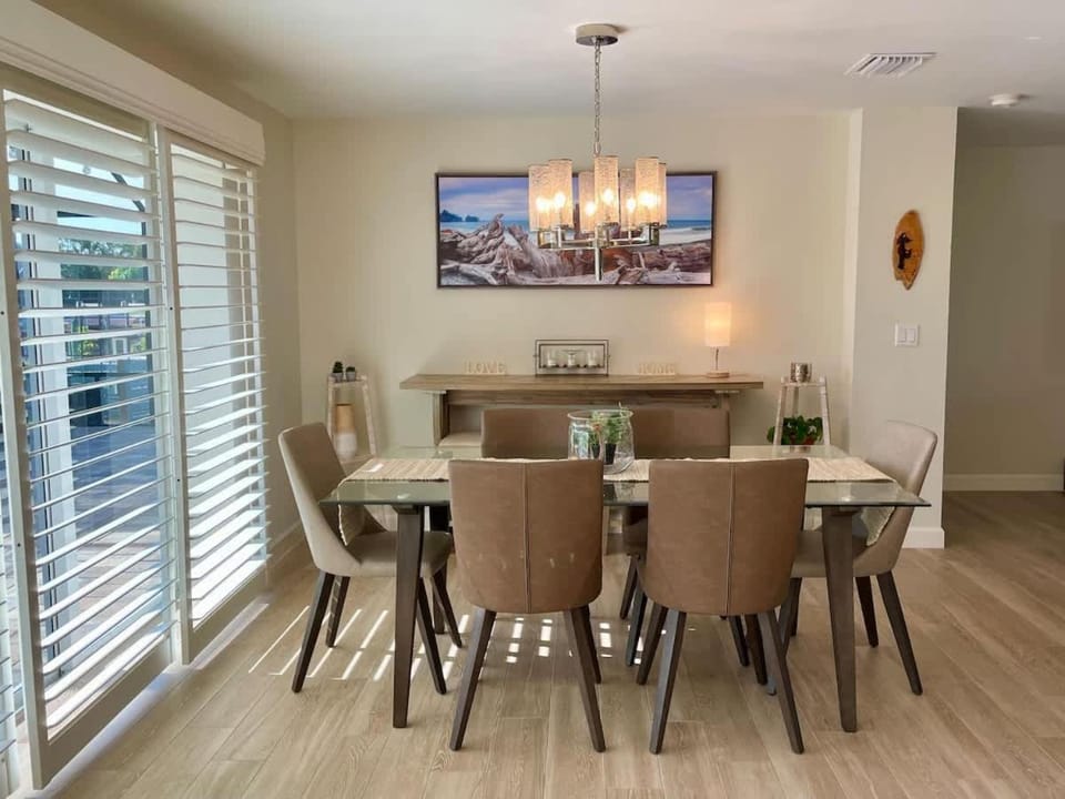 Vietnam-Inspired Cape Villa House in Cape Coral