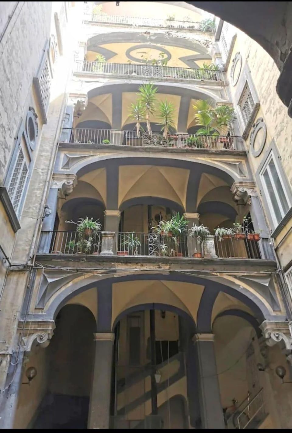 Property building, Balcony/Terrace
