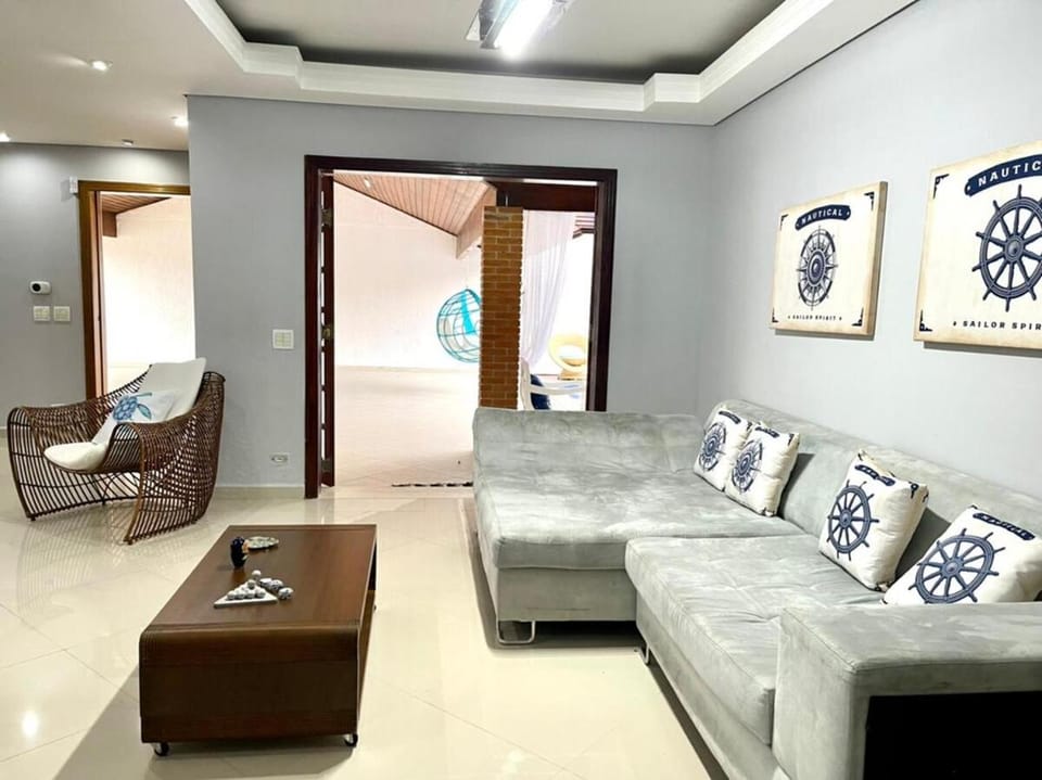 Casa dos Sonhos Peruíbe -Groups of 10-30 people House in Peruíbe