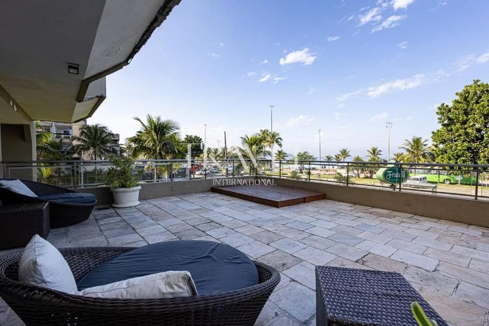 Lounge or bar, Sea view