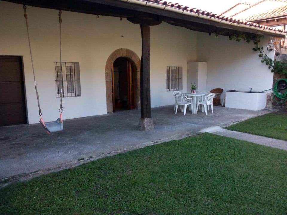 Casa rural El Portal House in Western coast of Cantabria