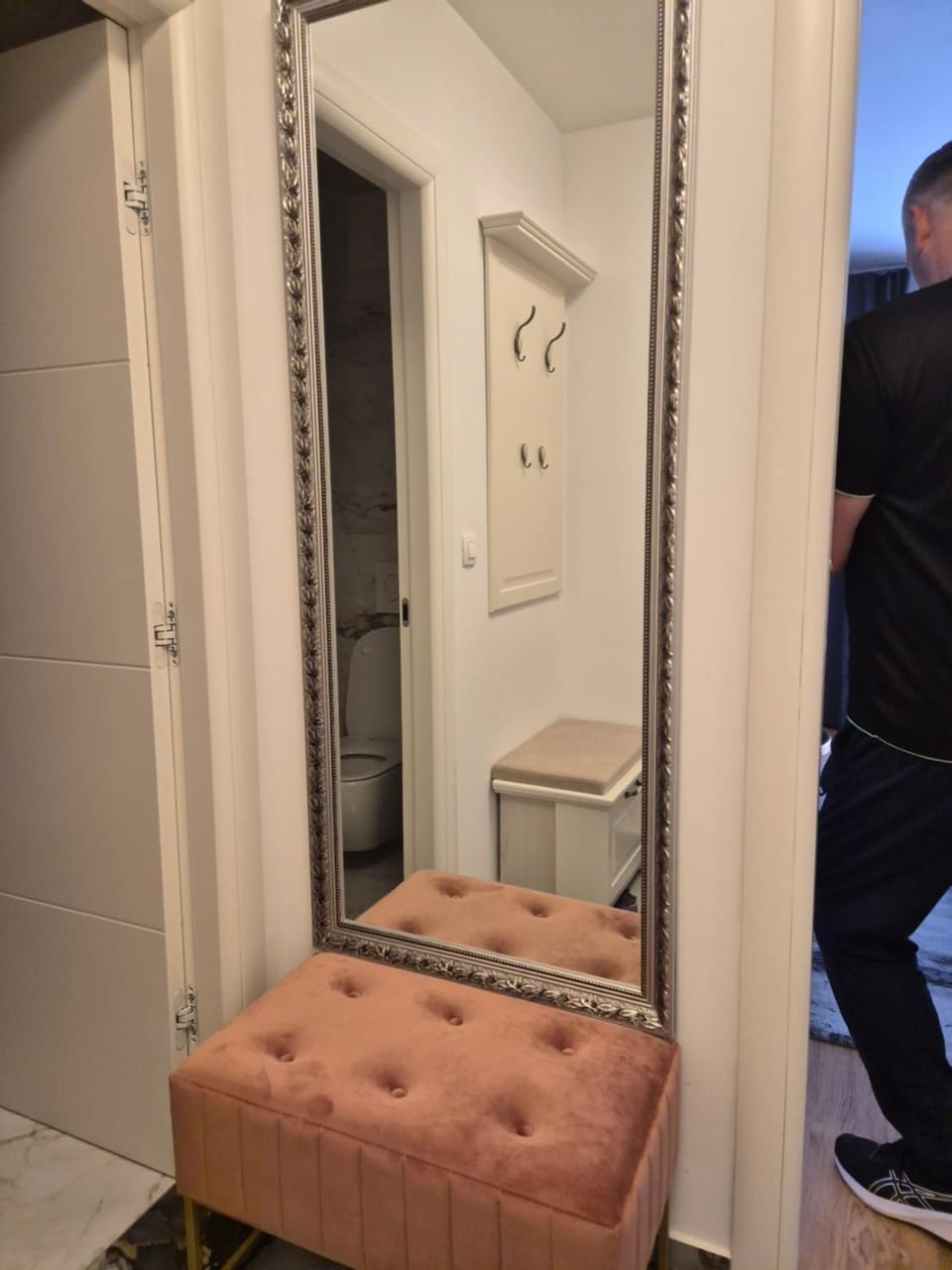 Bed, Bathroom, Photo of the whole room, Bedroom