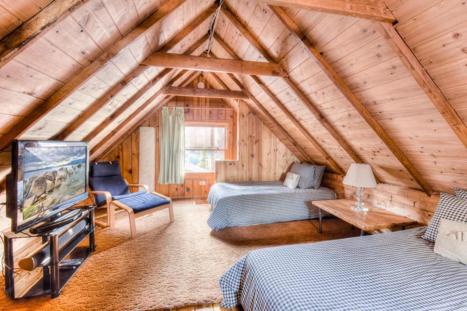 Badger Basin - 30 Days or more Vacation Home Rental House in South Lake Tahoe