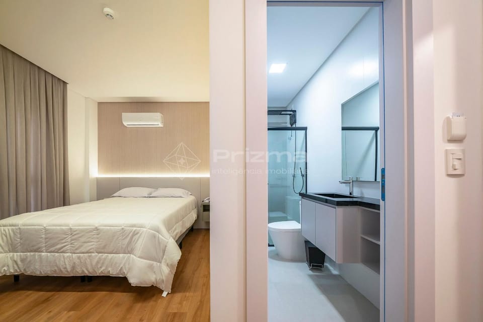 Bathroom, Bedroom