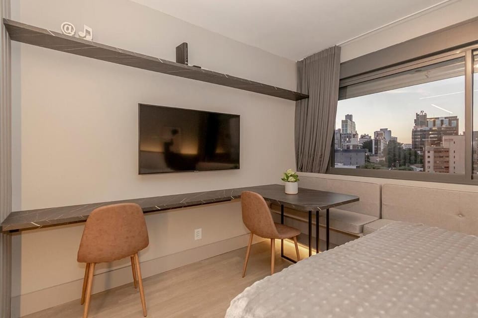 932 Skyline High Standard Apartment in Porto Alegre