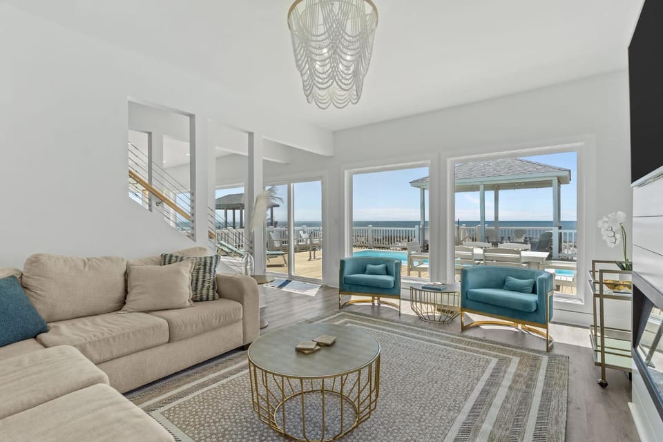 Oceanfront Luxury Private Steps to Beach New House in Oak Island