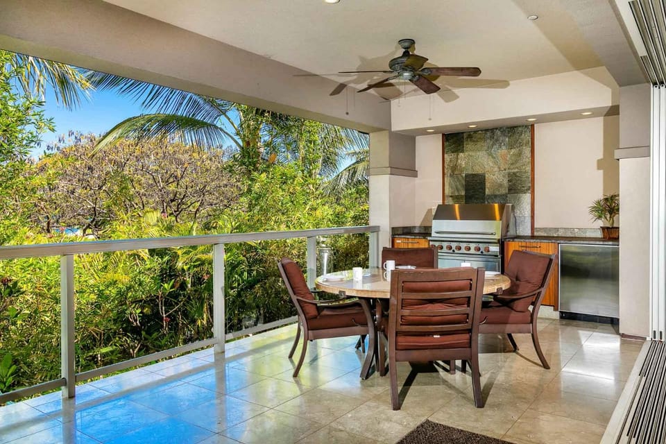 Hoolei 24-4 by Coldwell Banker Island Vacations Villa in Wailea