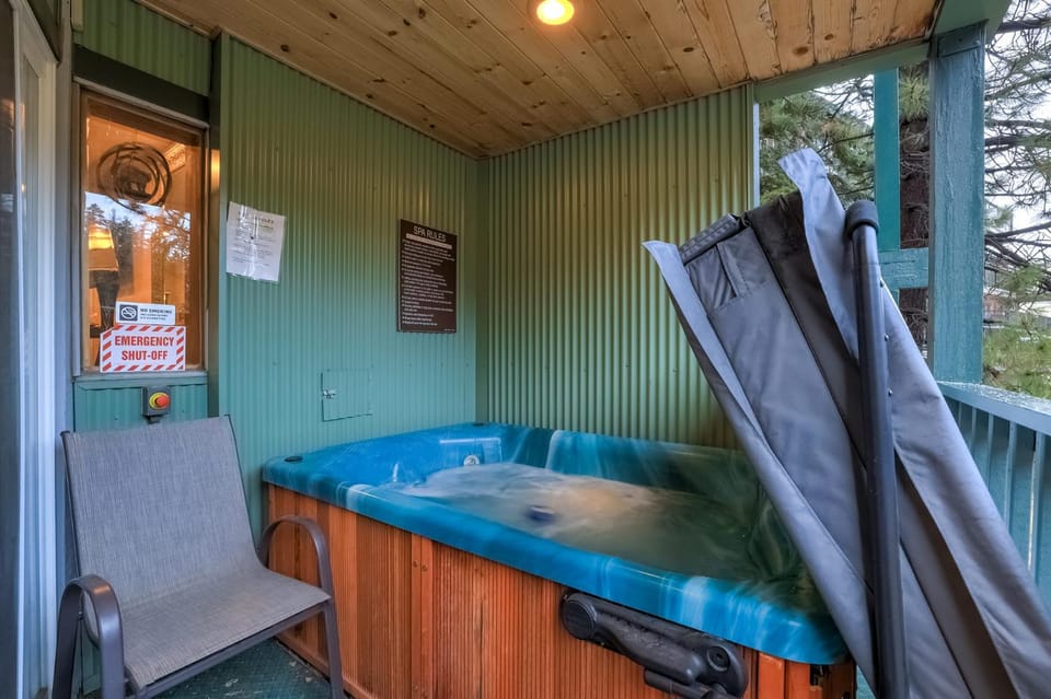 Ski In Ski Out 3 BDR Steps from Stagecoach Lift House in Kingsbury