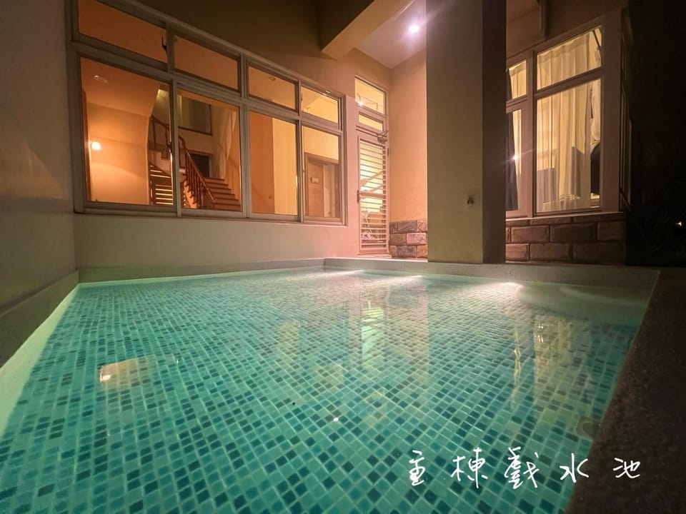 Night, Pool view, Swimming pool, Swimming pool
