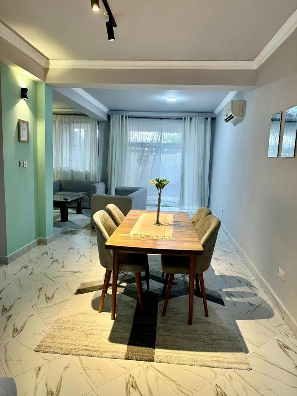 Living room, Seating area, Dining area