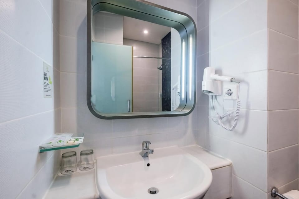 Swiss-Belexpress Jemursari Hotel in Surabaya