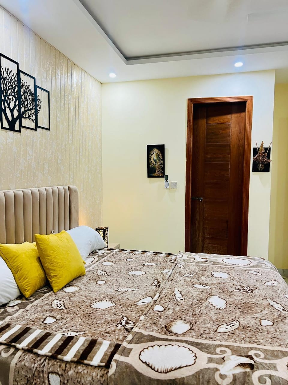 Luxury & Comfortable 1 Bed Furnished Apartment Bahria town Phase 7 & 8 By Iqbal Heights Apartment in Islamabad