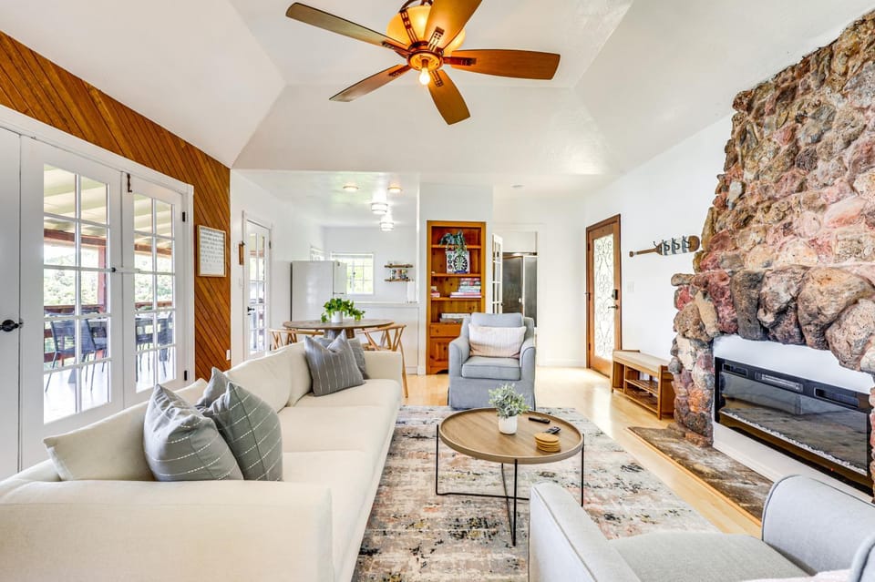 Private Hot Tub with Water Views Lower Lake Getaway House in Clear Lake