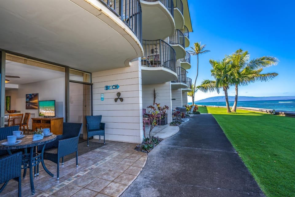 Kahana Reef 120 by Coldwell Banker Island Vacations Apartment in Kahana