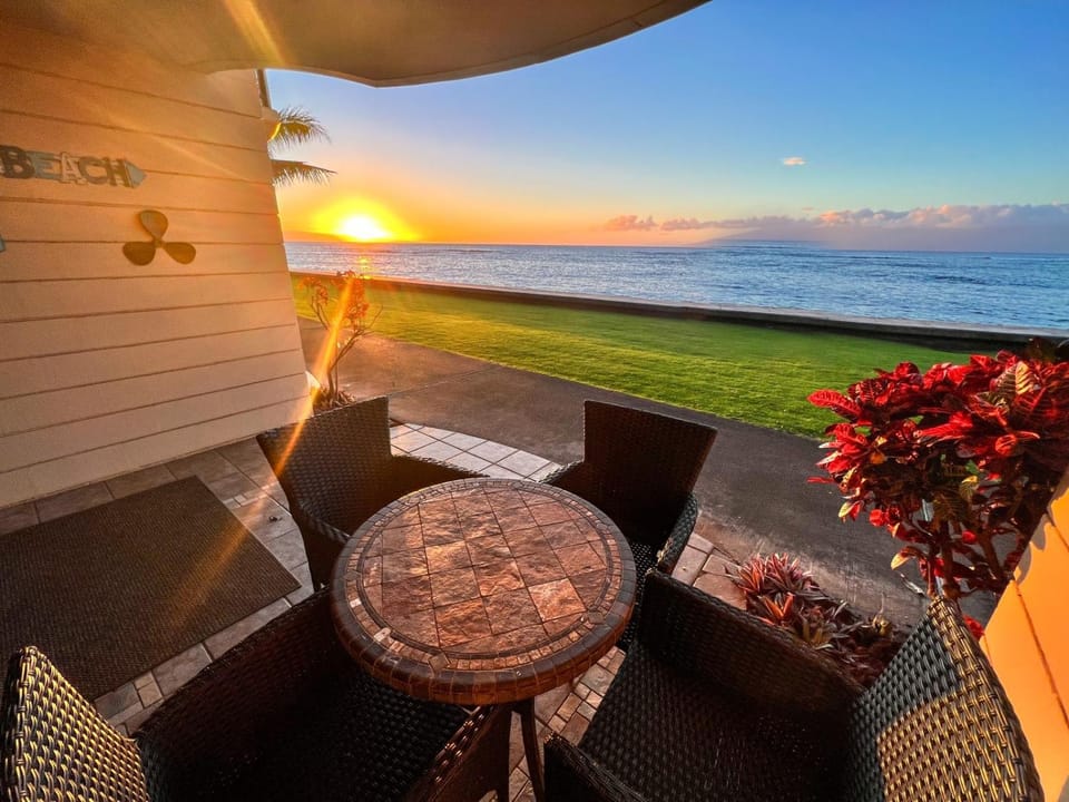 Kahana Reef 120 by Coldwell Banker Island Vacations Apartment in Kahana
