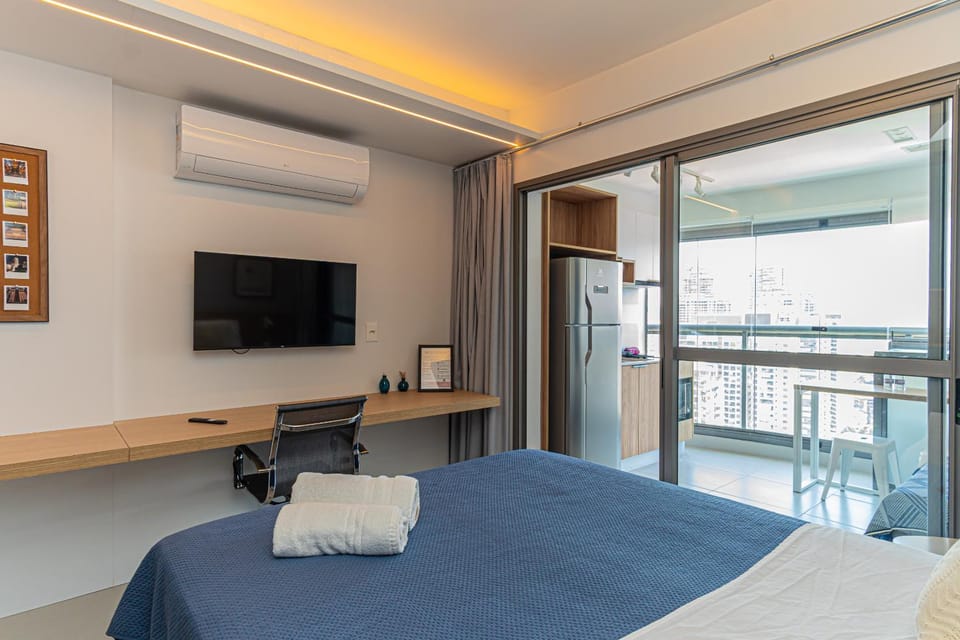 Bed, View (from property/room), Photo of the whole room, Bedroom, towels, air conditioner