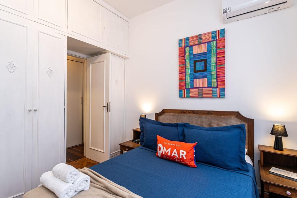 Copacabana charm 100m from the beach | RE 85/704 Apartment in Rio de Janeiro