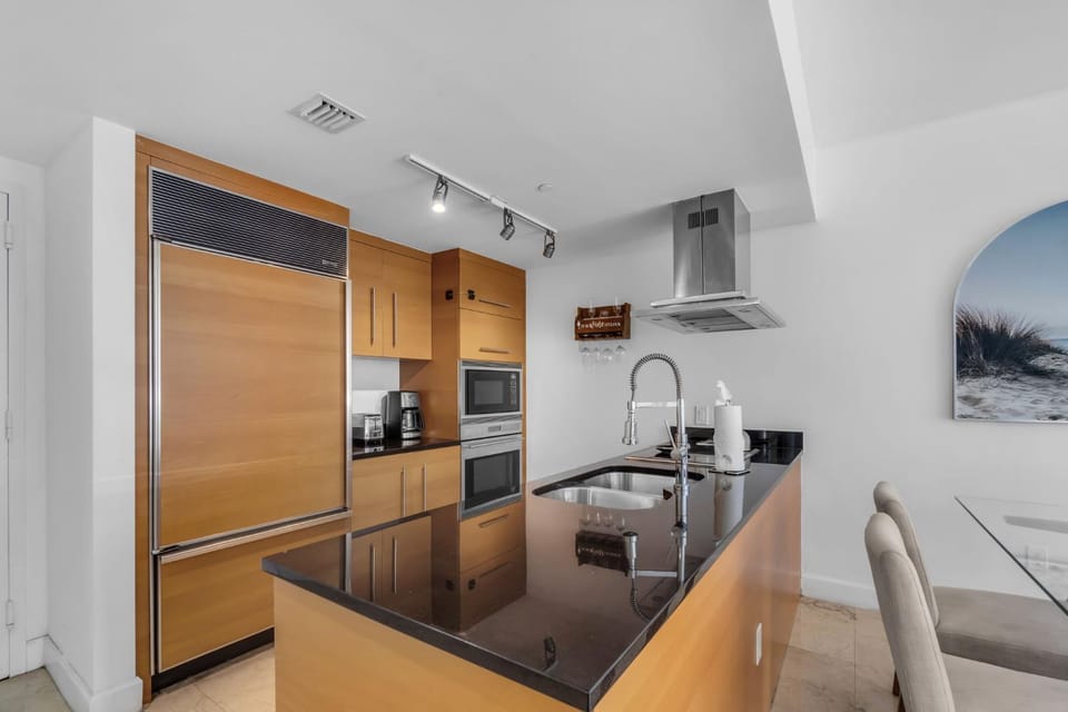 Brickell Nights, Icon Lights 1BR Luxe Stay Apartment in Brickell