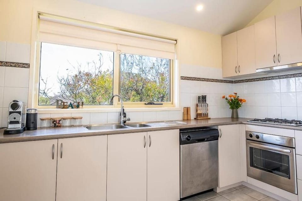 Paradise on Pascoe House in Apollo Bay