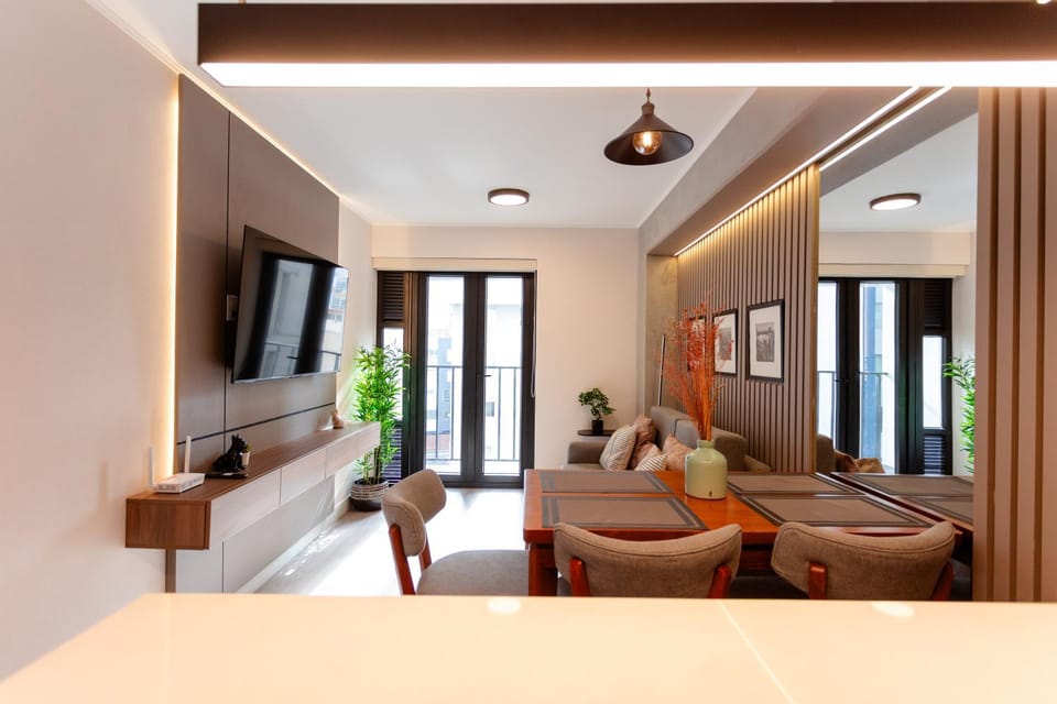 Living room, Seating area