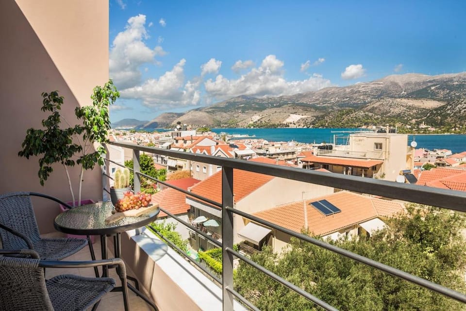 OrientView loft Apartment in Argostolion