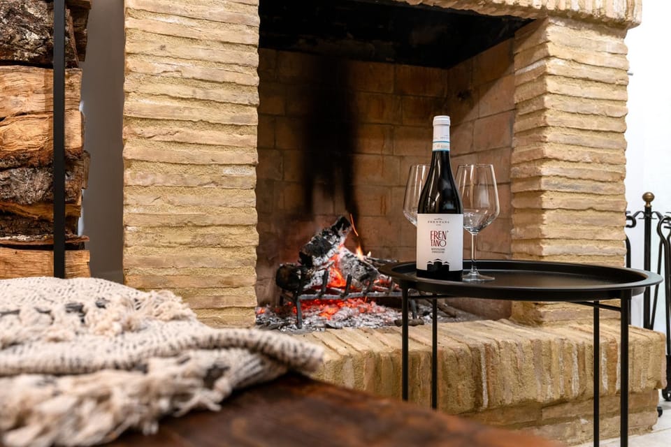 Winter, Alcoholic drinks, fireplace