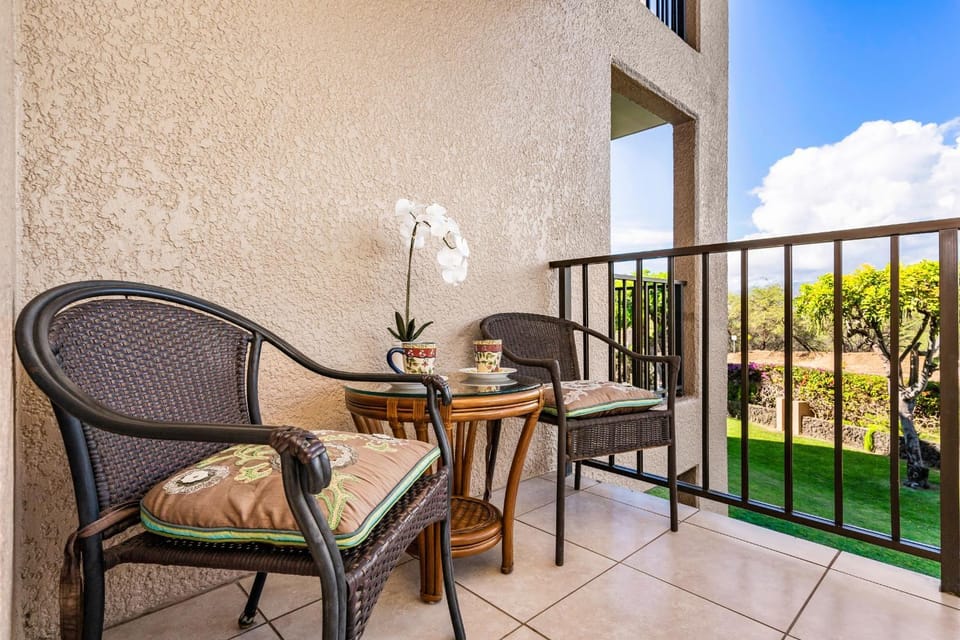 Kamaole Sands 4-208 by Coldwell Banker Island Vacations Apartment in Wailea