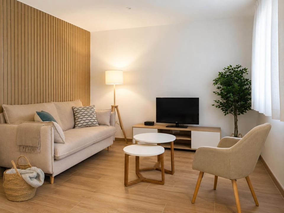 Communal lounge/ TV room, Living room