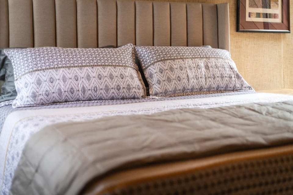 Tahoe Forest Chalet 3BR House with AC House in Round Hill Village