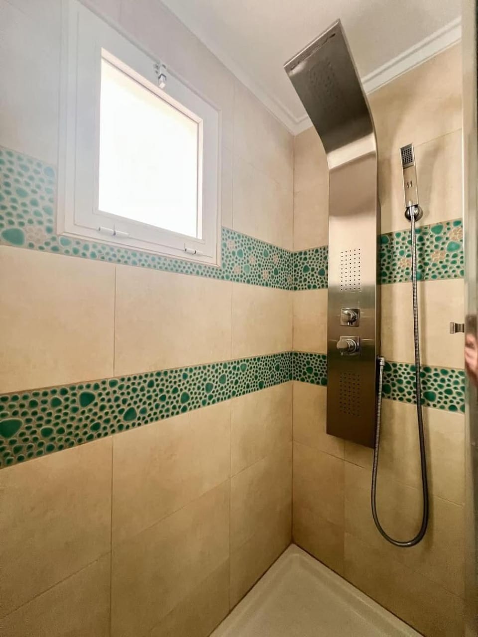 الصدقه ان Inn in Africa