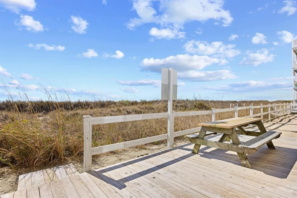 Ocean View Windy Village Unit 2B 2 bedroom 2 bath Sleep 6 Pool Apartment in North Myrtle Beach