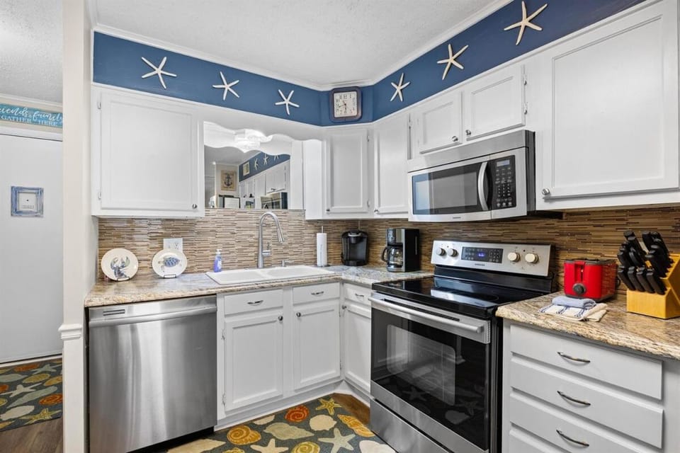 Ocean View Windy Village Unit 2B 2 bedroom 2 bath Sleep 6 Pool Apartment in North Myrtle Beach