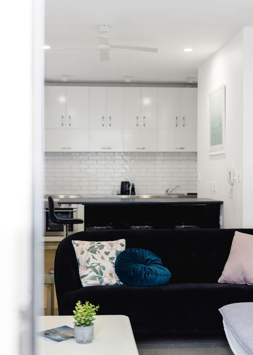 Spacious 3BR Retreat on City Fringe w Free Parking Apartment in Wellington
