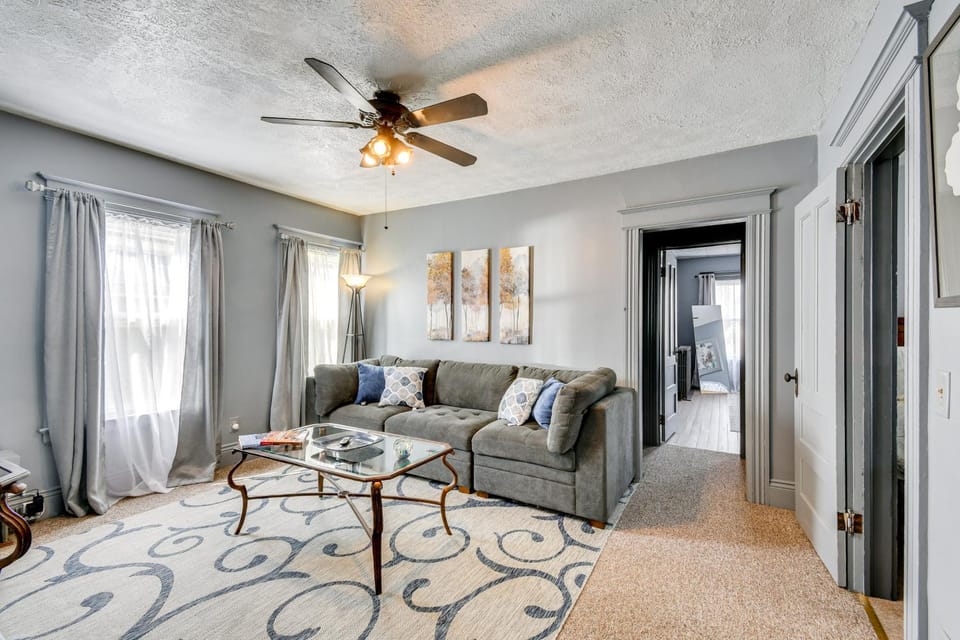 < 2 Mi to Hospitals & University: South Wedge Apt! Apartment in Brighton