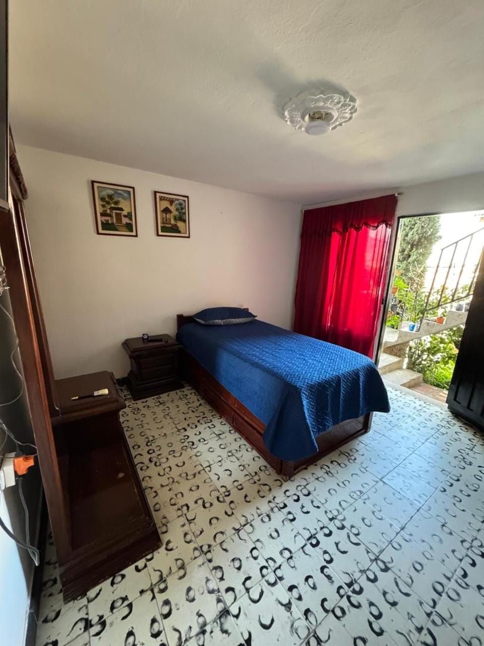 Bed, Living room, Bedroom