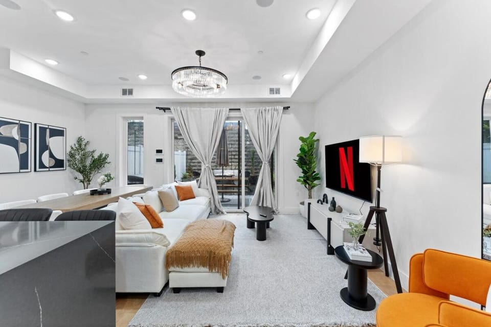 TV and multimedia, Living room