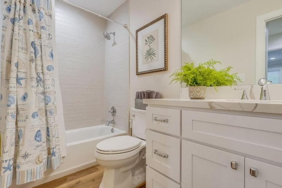 Bathroom, Bath