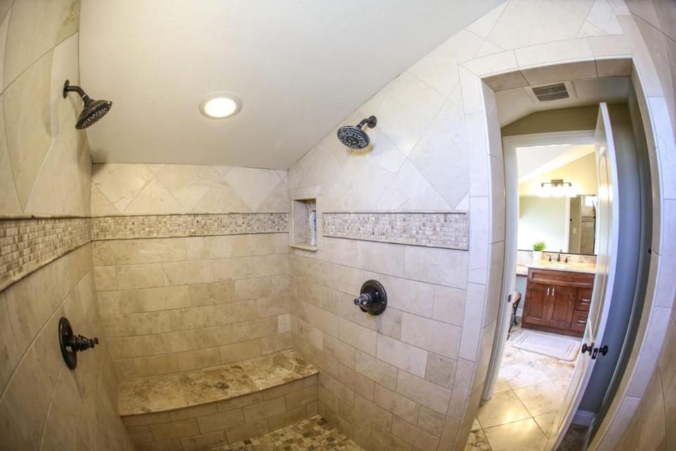 Bathroom, Bath