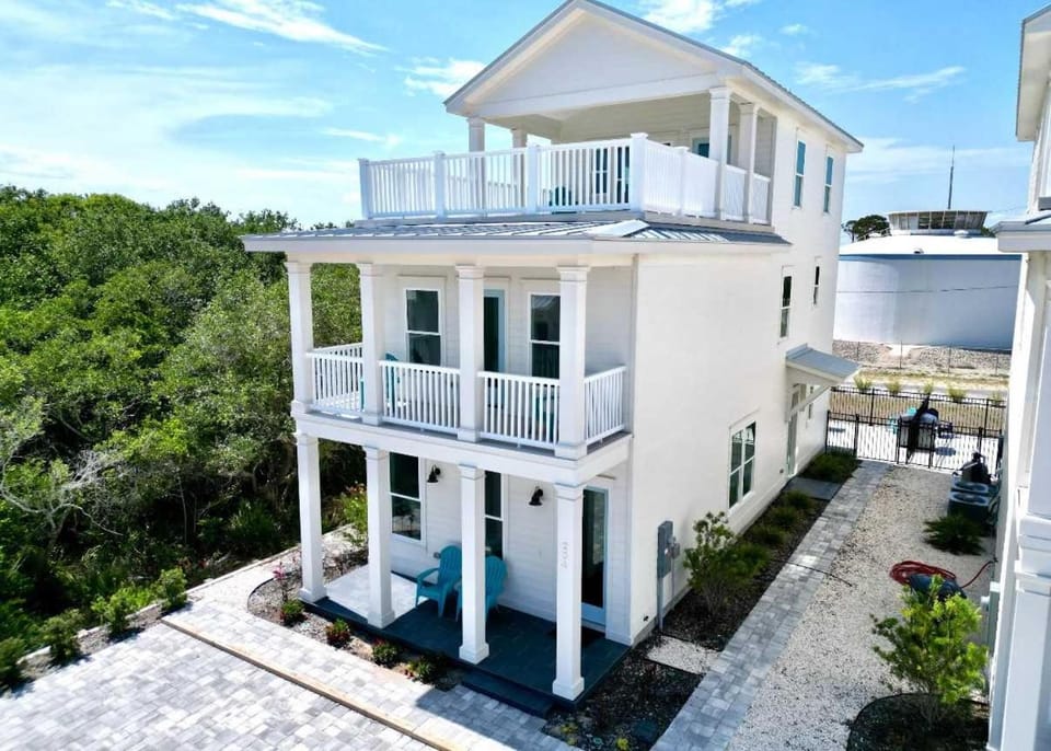 Serenity by the Sea II St George Island Pool Home House in Saint George Island