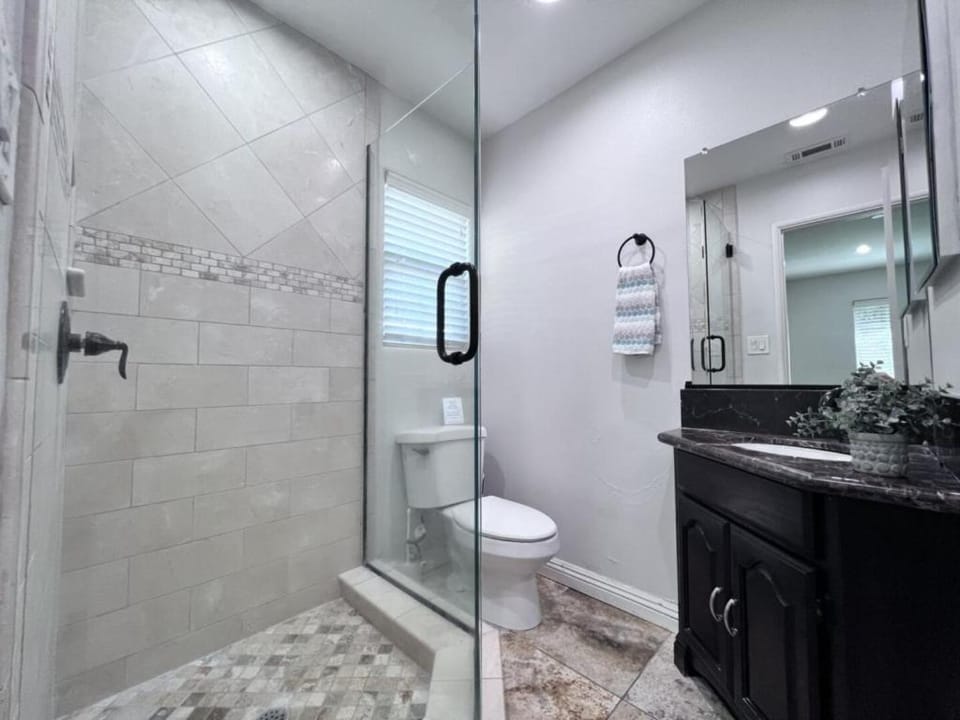 Bathroom, Bath