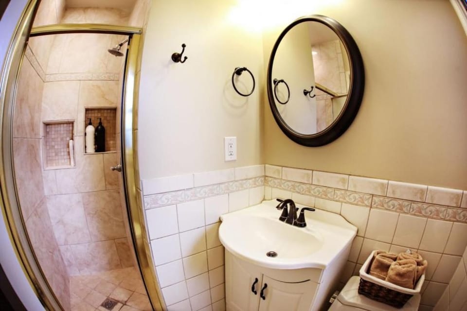 Bathroom, Bath