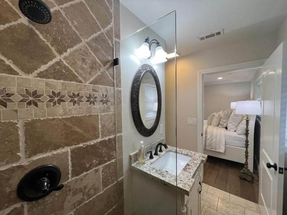 Bathroom, Bath