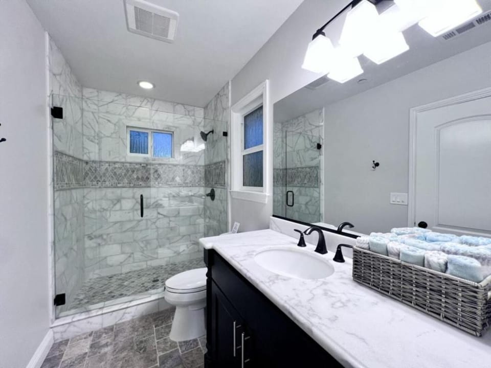 Bathroom, Bath