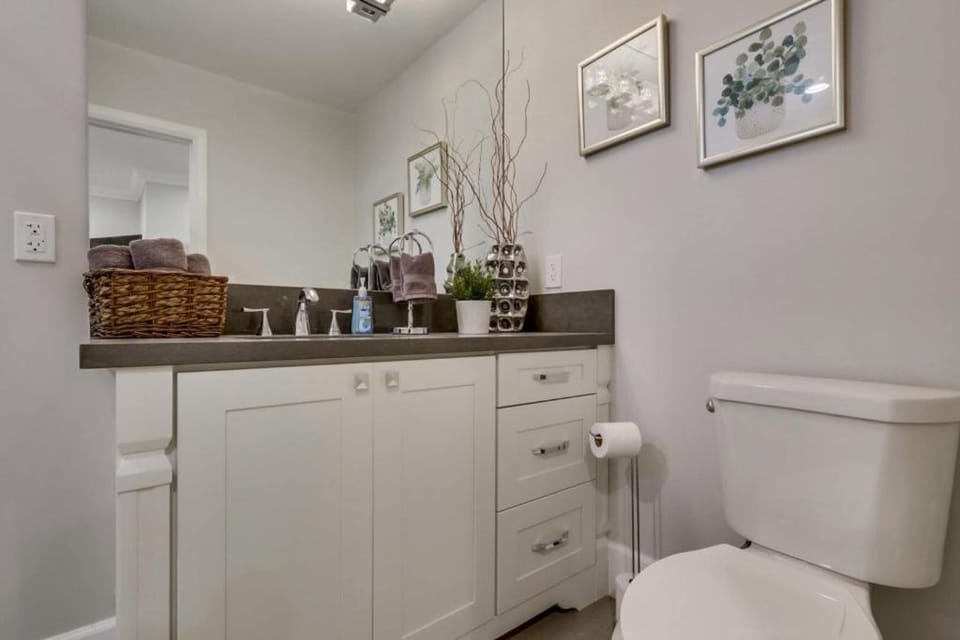 Bathroom, Bath