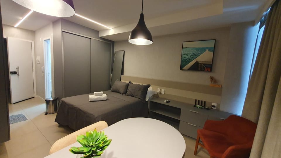 Bed, Living room, Photo of the whole room, Seating area, Bedroom, towels
